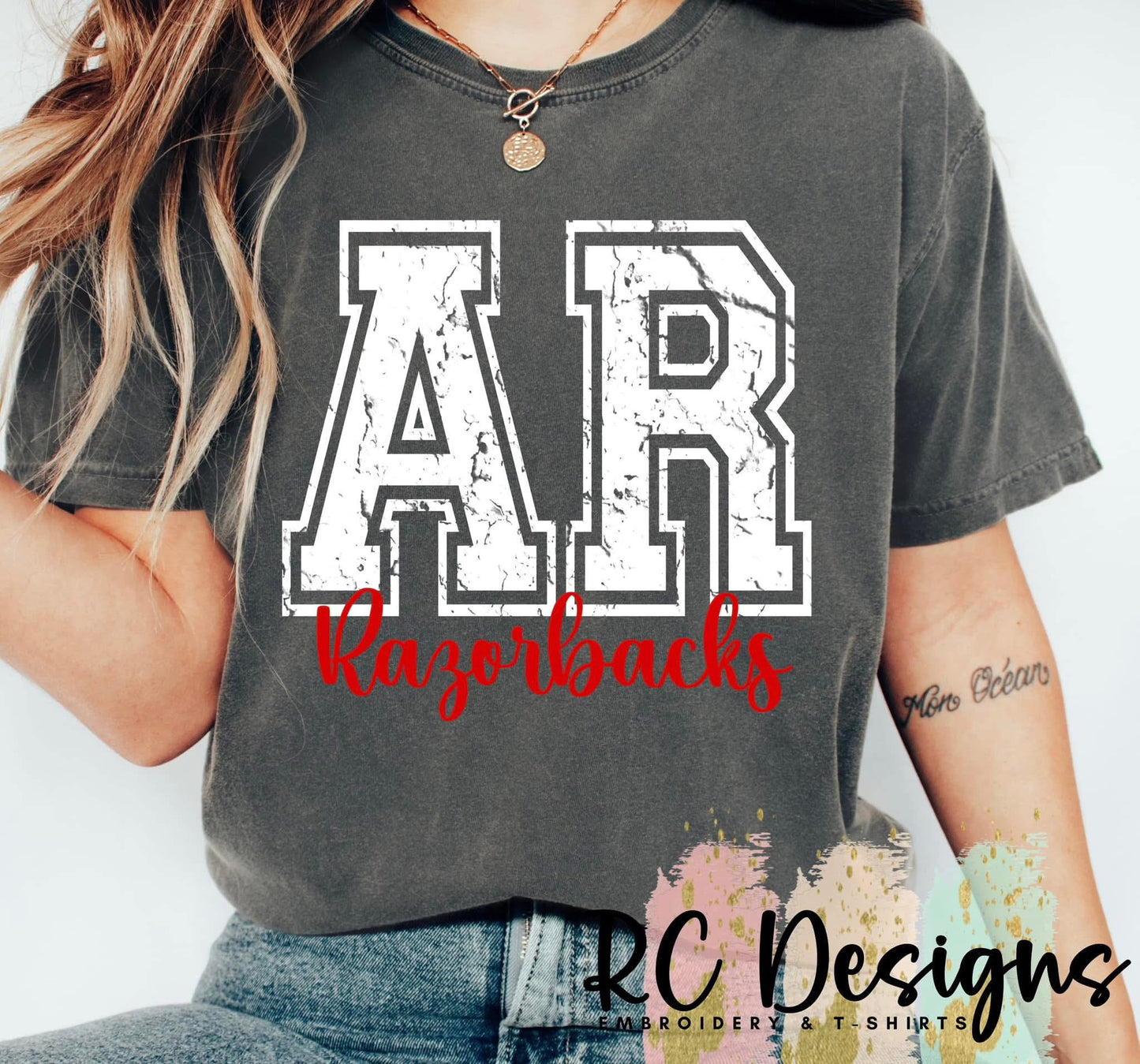 AR RAZORBACKS- GILDAN BRAND SOFTSTYLE